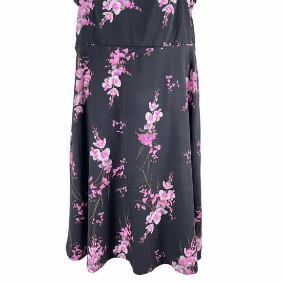 City Chic Holiday Romance Floral Print Fit & Flare Dress Size 14 - Picture 6 of 11